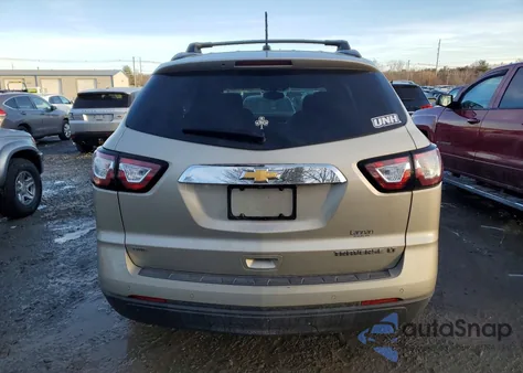 2014 Chevrolet Traverse Lt z USA, uszkodzony, nr VIN 1GNKVGKD9EJ362453
